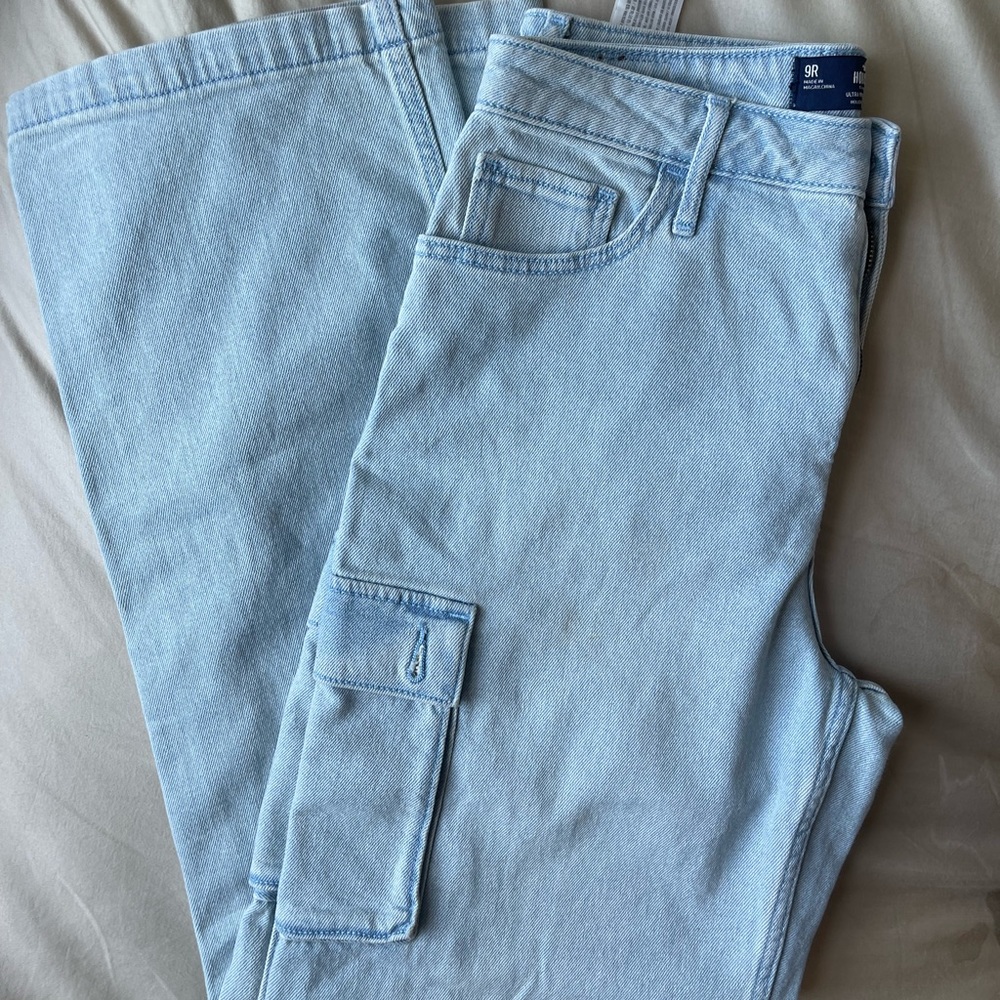Hollister high-rise cargo pants